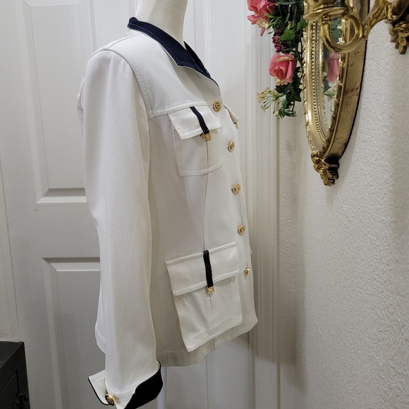 Jacket - Picture 7 of 15